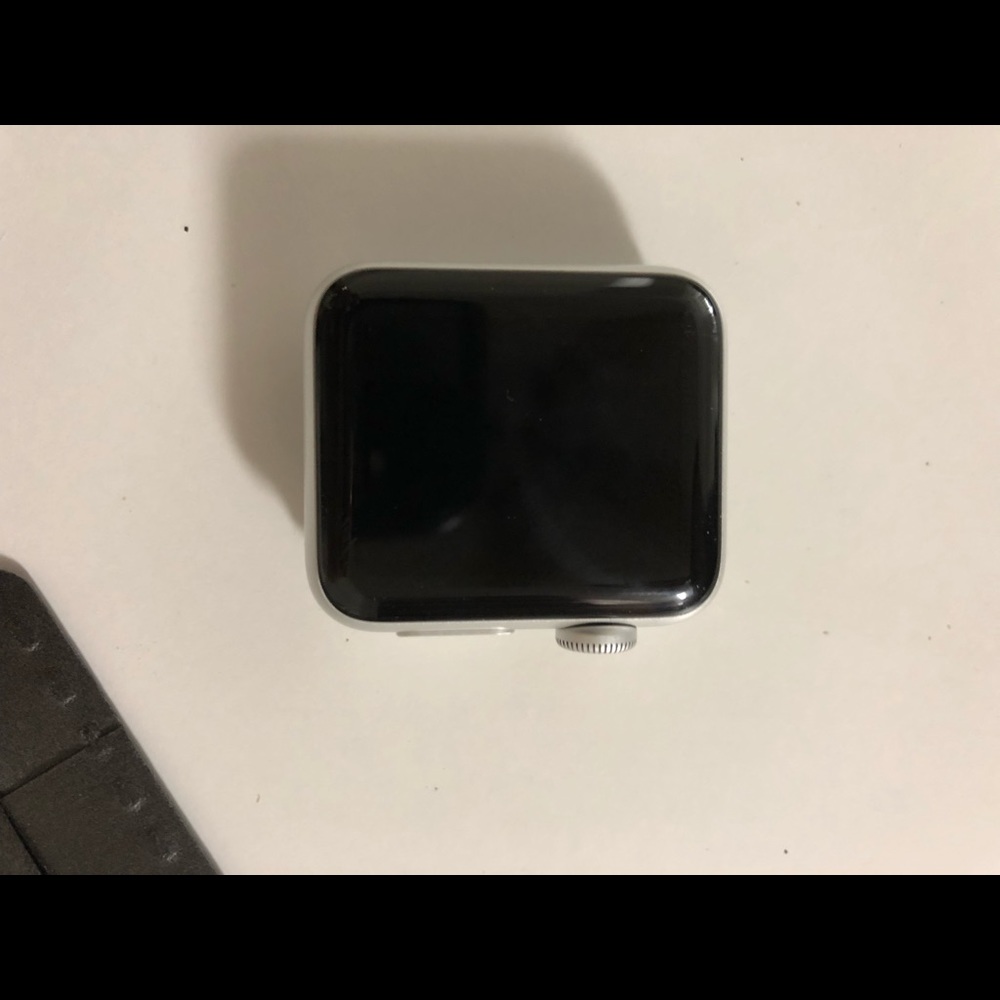 Almost new Apple Watch series 3